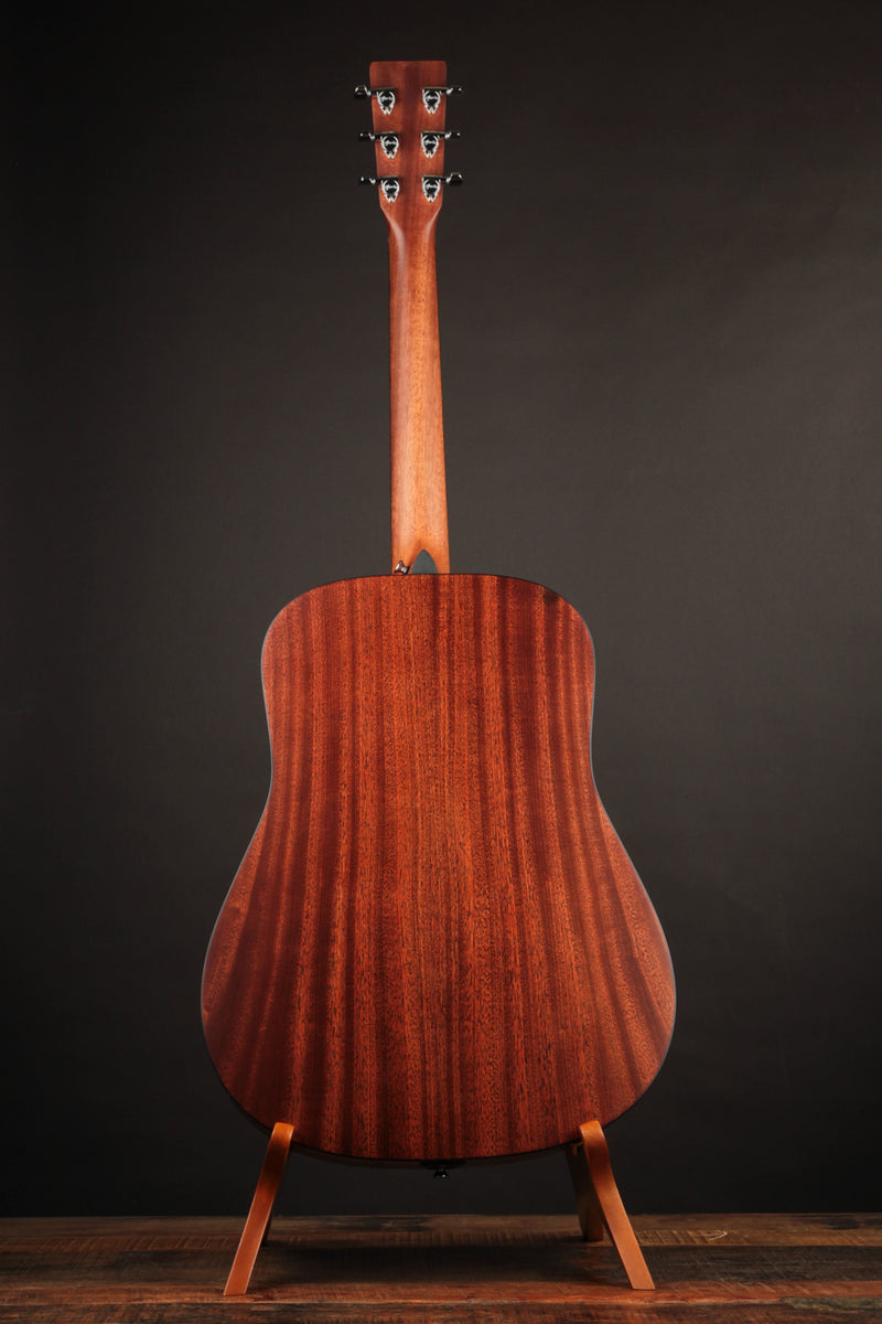 Martin D-10E