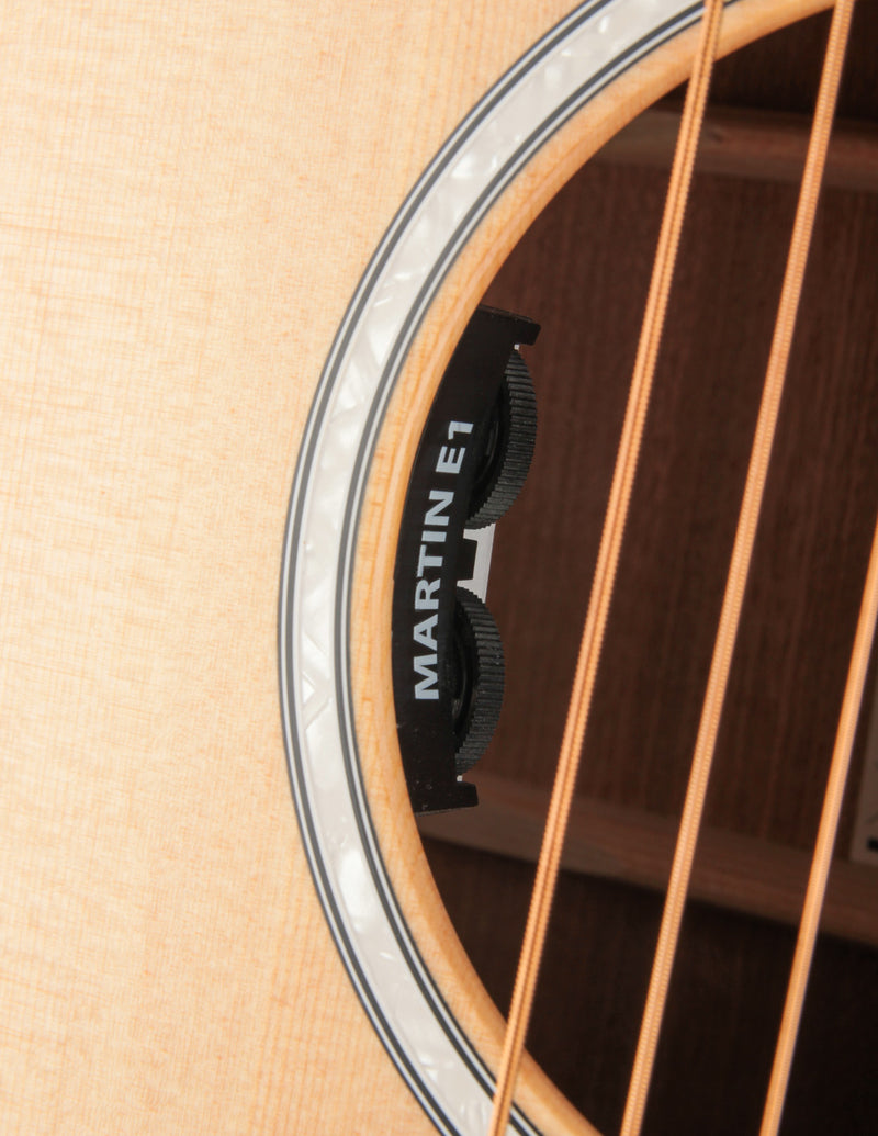 Martin D-10E