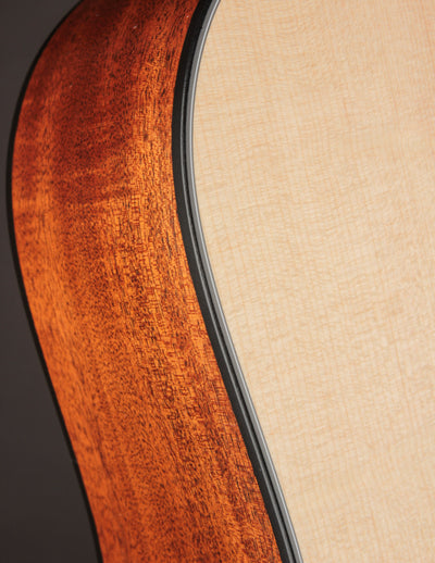 Martin D-16E Mahogany