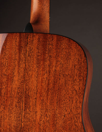 Martin D-18
