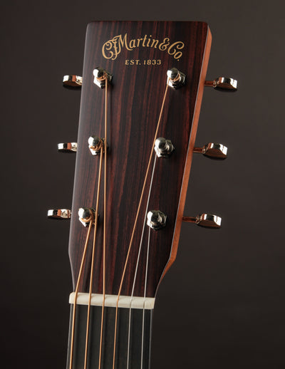 Martin D-18