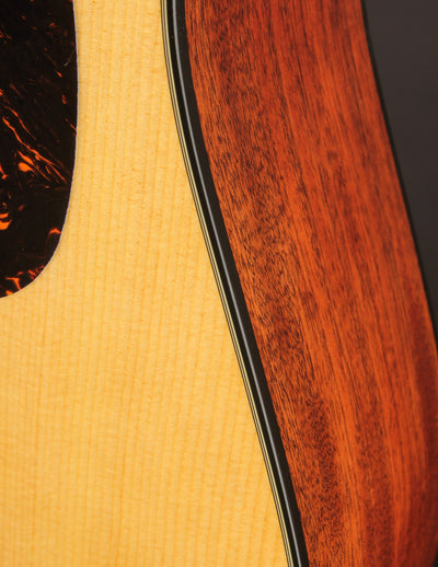 Martin D-18