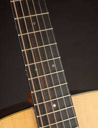 Martin D-18