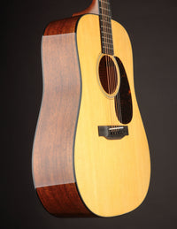 Martin D-18