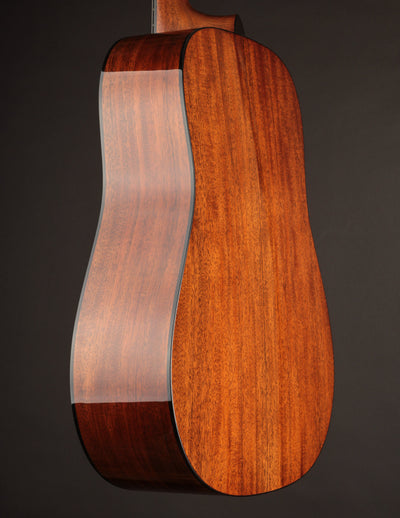 Martin D-18