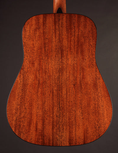 Martin D-18