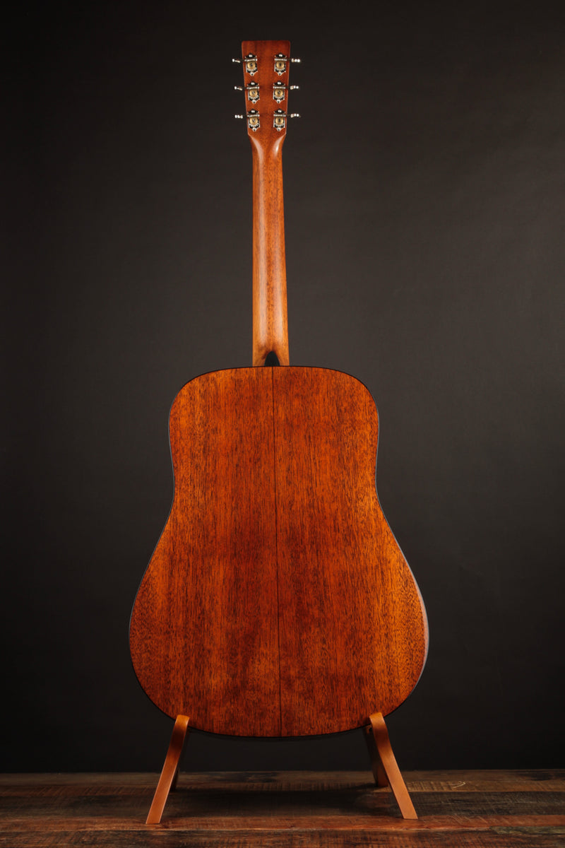 Martin D-18 1933 Ambertone
