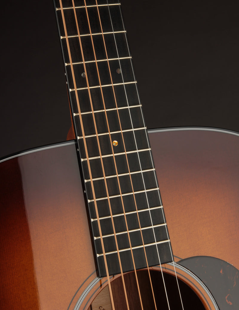 Martin D-18 1933 Ambertone