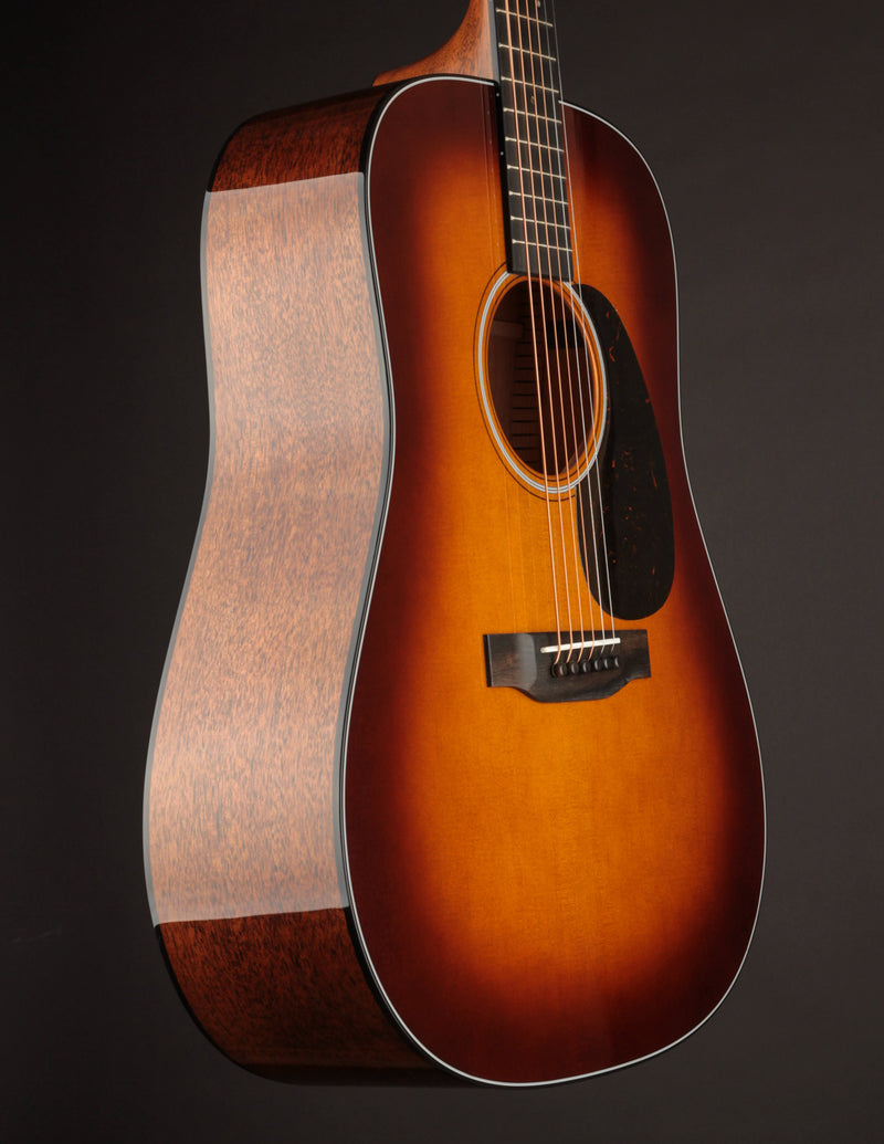 Martin D-18 1933 Ambertone