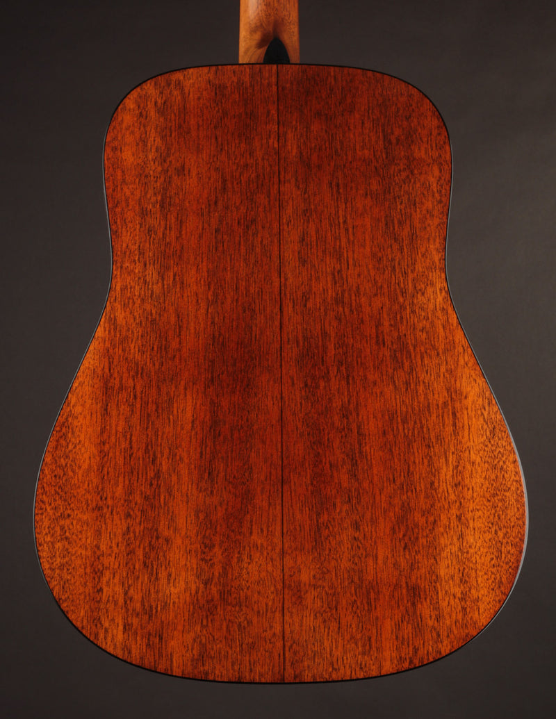 Martin D-18 1933 Ambertone
