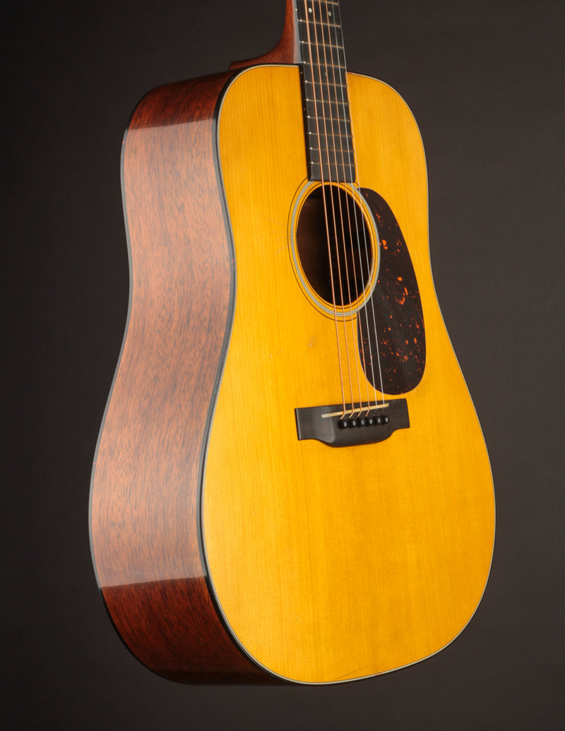 Martin D-18 Authentic 1937 VTS AGED