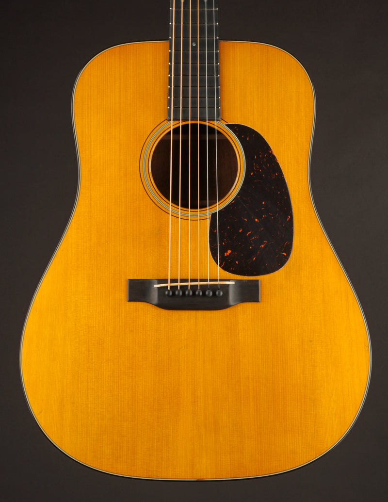 Martin D-18 Authentic 1937 VTS AGED