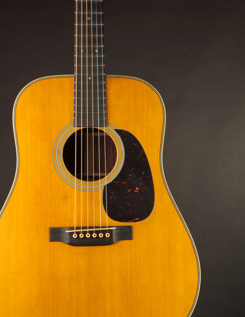 Martin D-28 Authentic 1937 VTS AGED