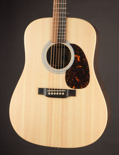 Martin D-X2E Billy Strings