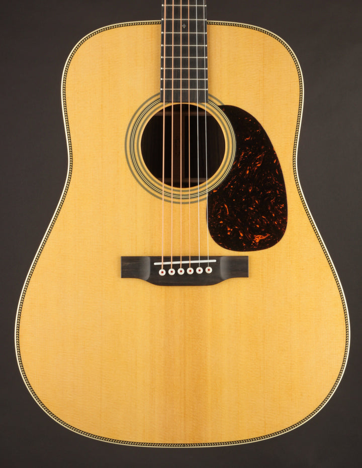 Martin HD-28 マーティン Martin HD-28V Acoustic Guitar (2010) – Elderly Instruments