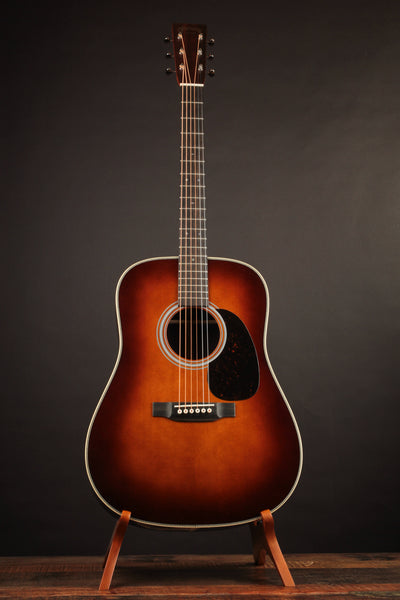 Martin HD-28 Ambertone