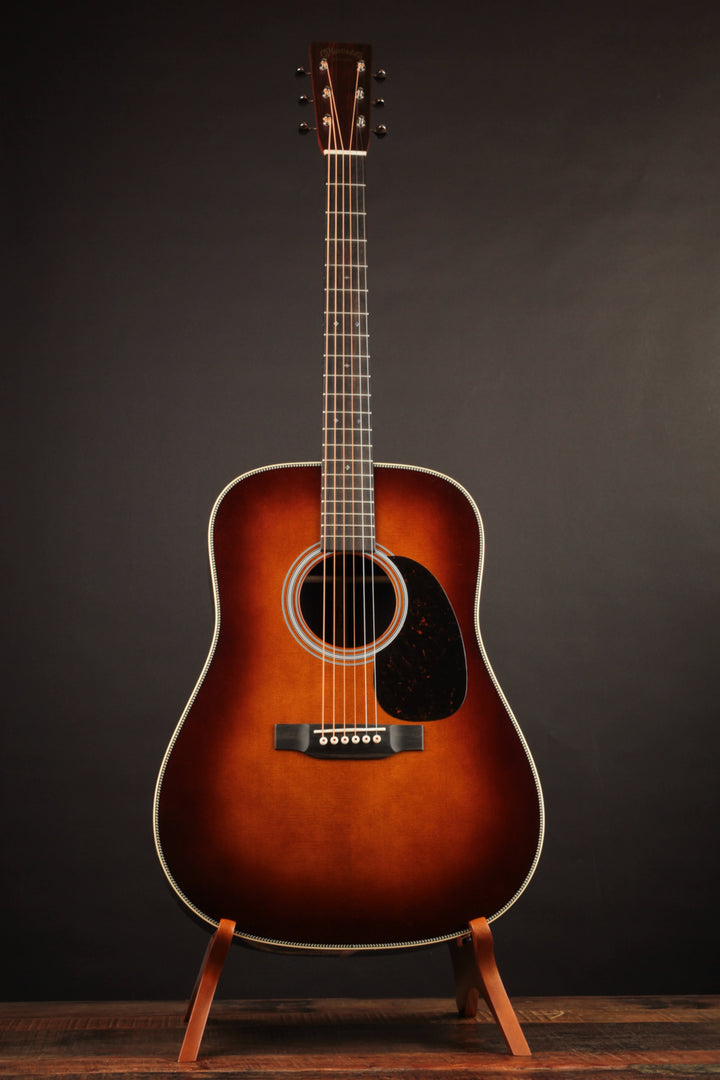 Martin HD-28 マーティン Martin HD-28 Ambertone at The Music Emporium