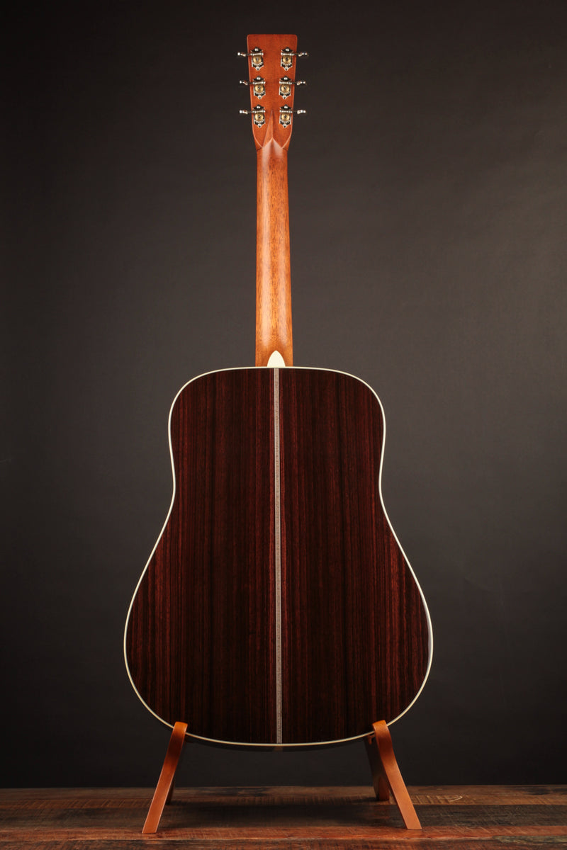 Martin HD-28 Ambertone