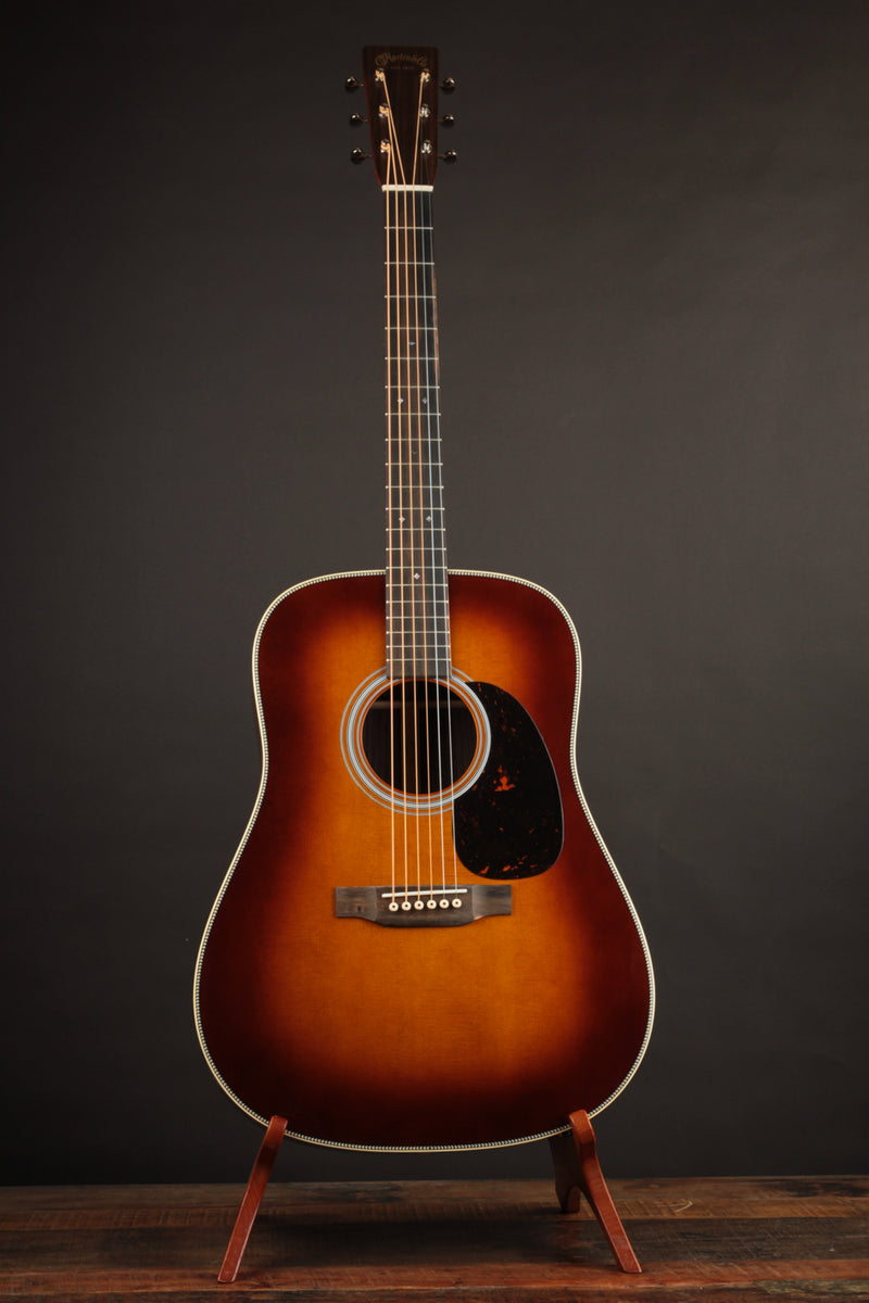 Martin HD-28 Ambertone