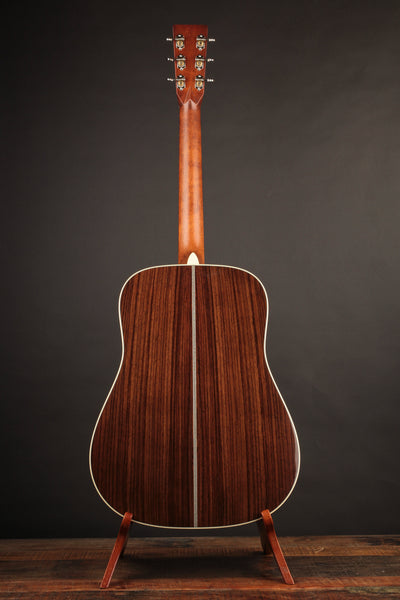 Martin HD-28 Ambertone