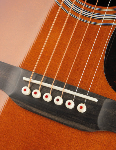 Martin HD-28 Ambertone
