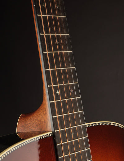 Martin HD-28 Ambertone