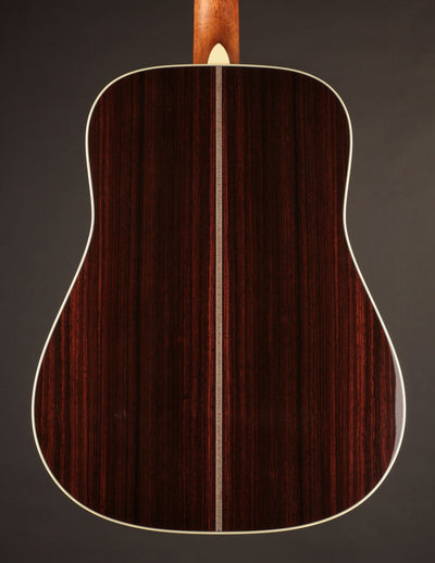Martin HD-28 Ambertone