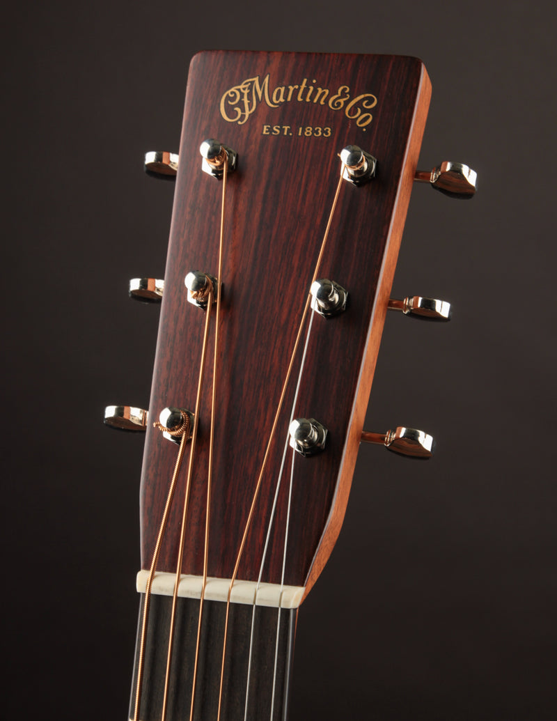 Martin HD-28 Ambertone