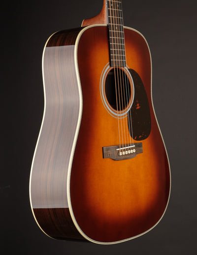 Martin HD-28 Ambertone