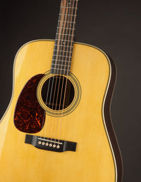 Martin HD-28 Lefty