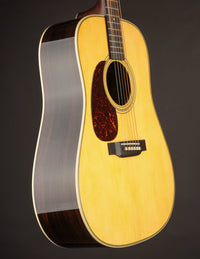 Martin HD-28 Lefty