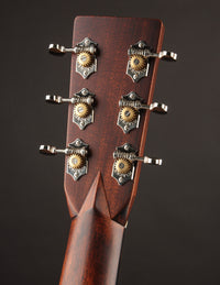 Martin HD-28 Lefty