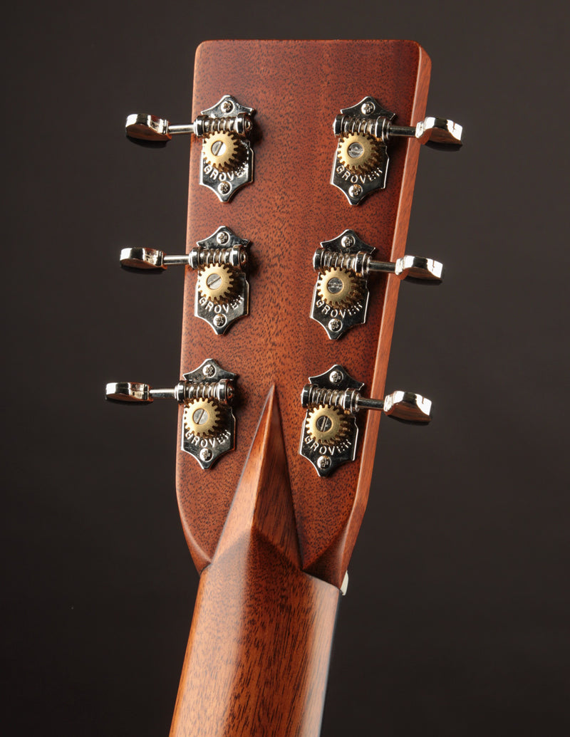 Martin OM-28
