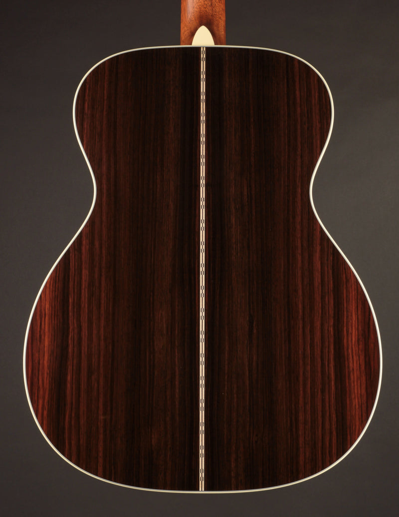 Martin OM-28