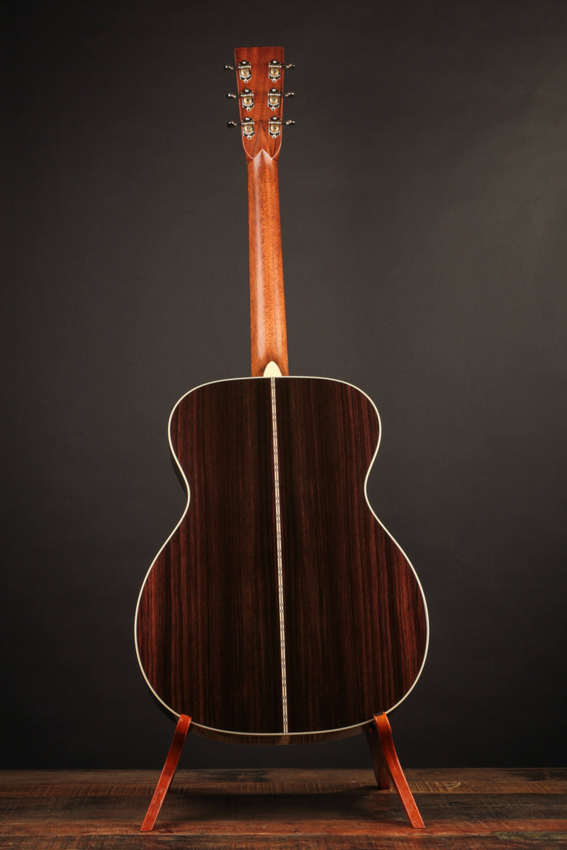 Martin OM-28