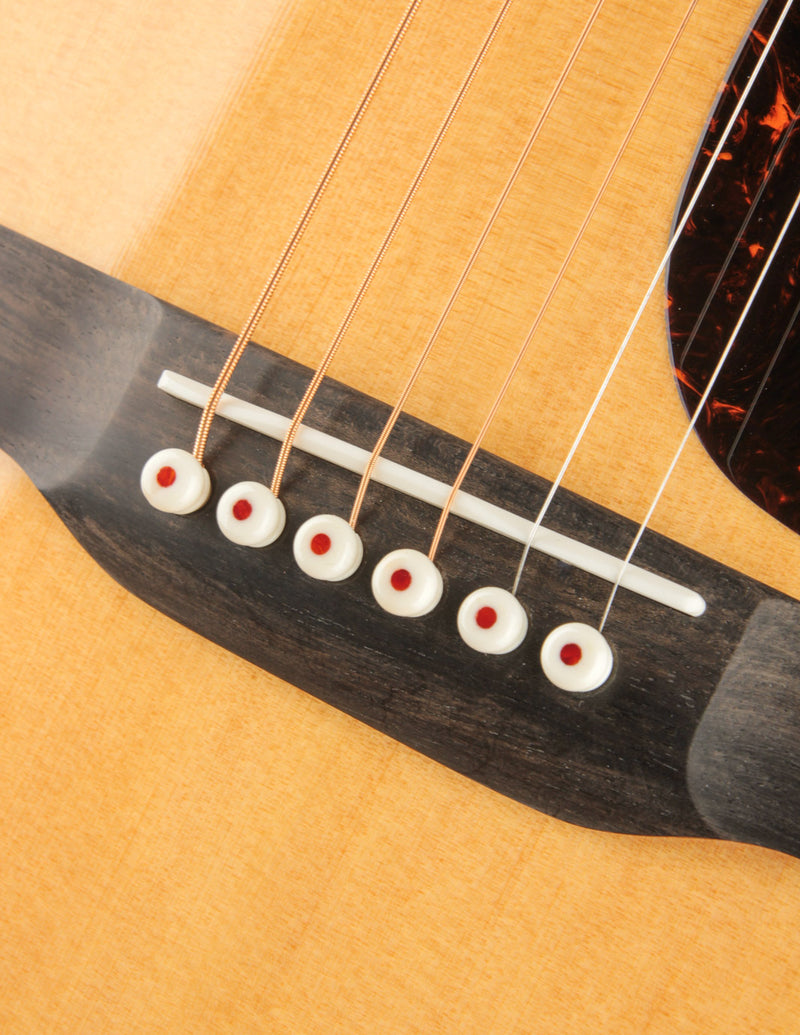 Martin OM-28