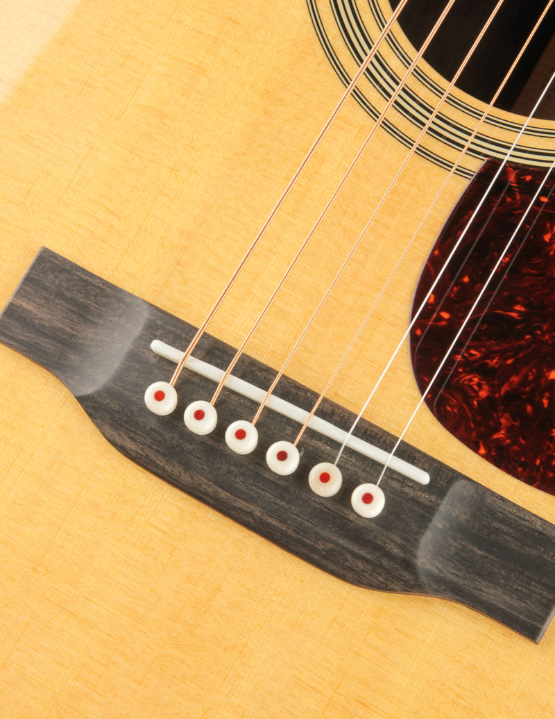 Martin OM-28