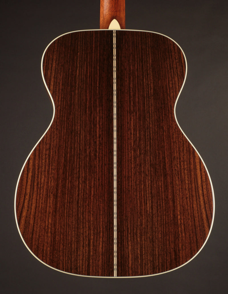 Martin OM-28