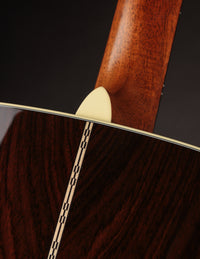 Martin Custom Shop 0000 28-Style Wild Grain Rosewood & European Spruce