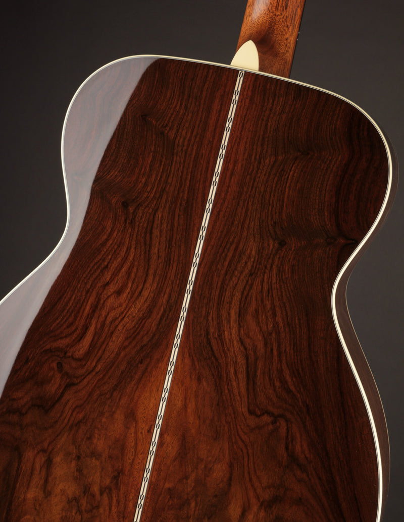 Martin Custom Shop 0000 28-Style Wild Grain Rosewood & European Spruce