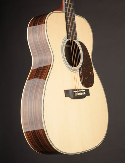 Martin Custom Shop 0000 28-Style Wild Grain Rosewood & European Spruce