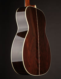 Martin Custom Shop 0000 28-Style Wild Grain Rosewood & European Spruce