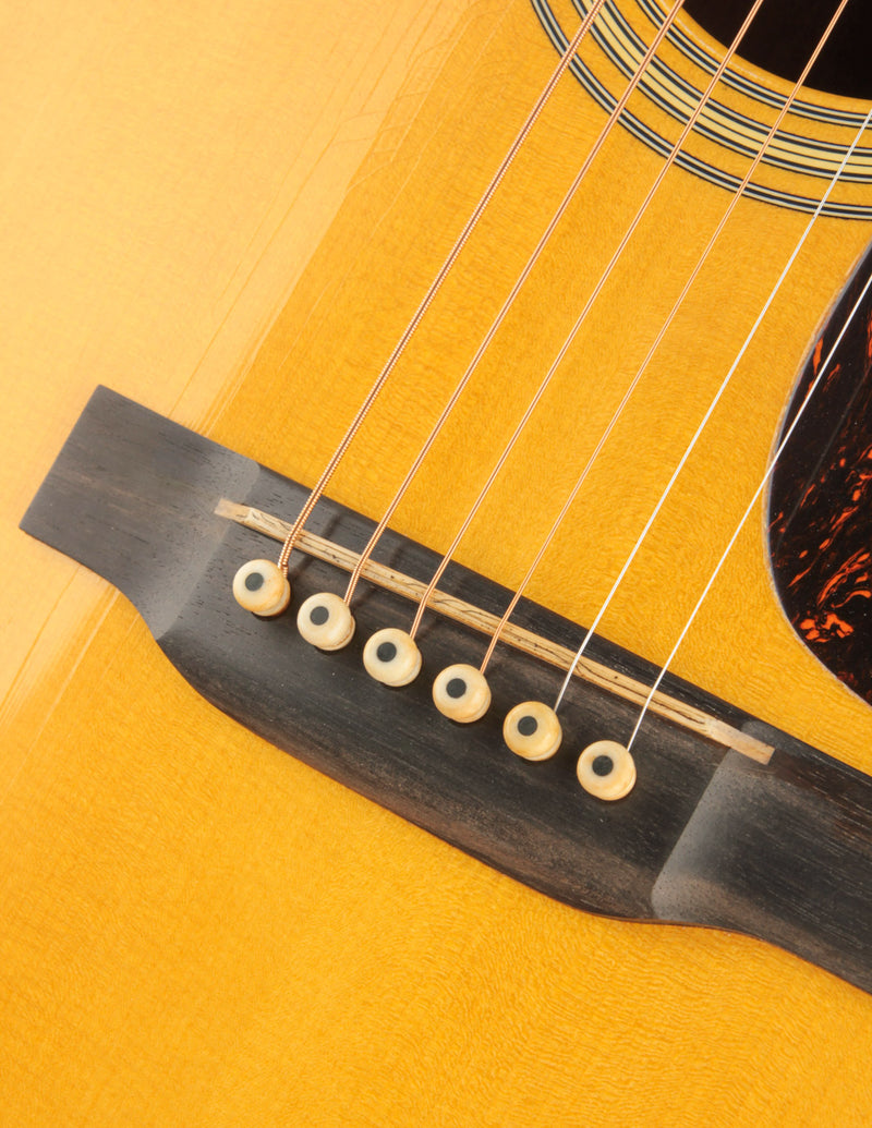 Martin Custom Shop 000-28 1937 (Stage 1 Aging) Madagascar Rosewood