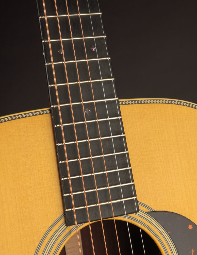 Martin Custom Shop 000-28 1937 (Stage 1 Aging) Madagascar Rosewood