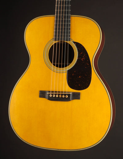 Martin Custom Shop 000-28 1937 (Stage 1 Aging) Madagascar Rosewood