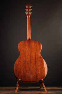 Martin Custom Shop OM 18-Style Italian Spruce