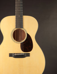 Martin Custom Shop OM 18-Style Italian Spruce
