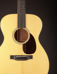 Martin Custom Shop OM 18-Style Italian Spruce