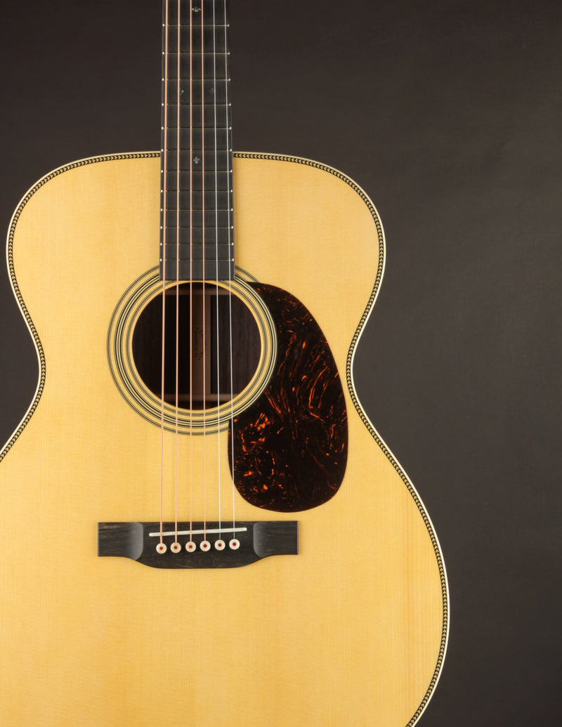 Martin Custom Shop OM 28-Style European Spruce