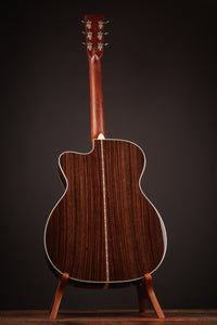 Martin Custom Shop OM Cutaway 28-Style European Spruce